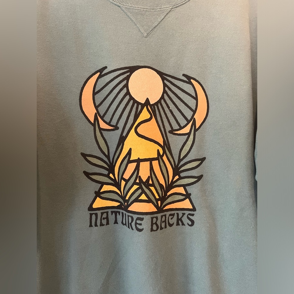 Nature backs sweatshirt - Picture 2 of 3